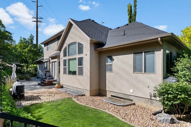 3983 W IRONWOOD DR, Cedar Hills, UT 84062