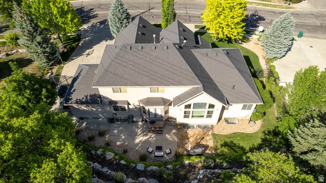 3983 W IRONWOOD DR, Cedar Hills, UT 84062