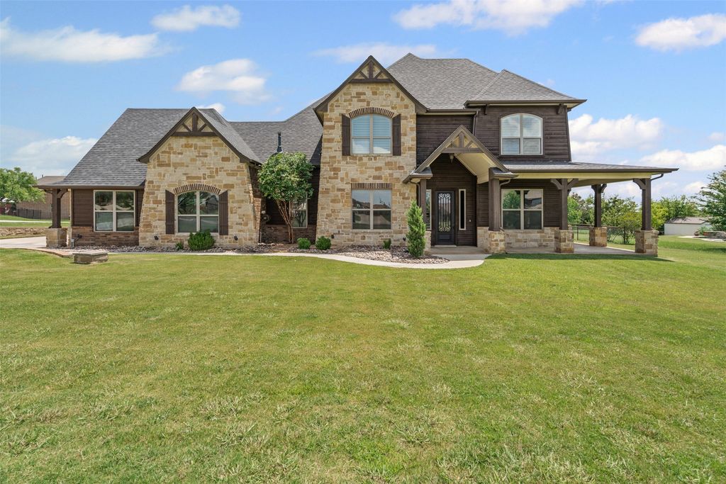 145 Rockhouse Drive, Aledo, TX 76008