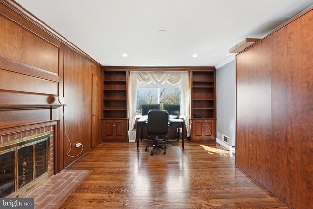 121 RIVER FOREST LN, Fort Washington, MD 20744