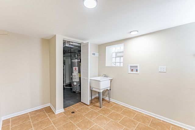 7526 S Honore Street, Chicago, IL 60620