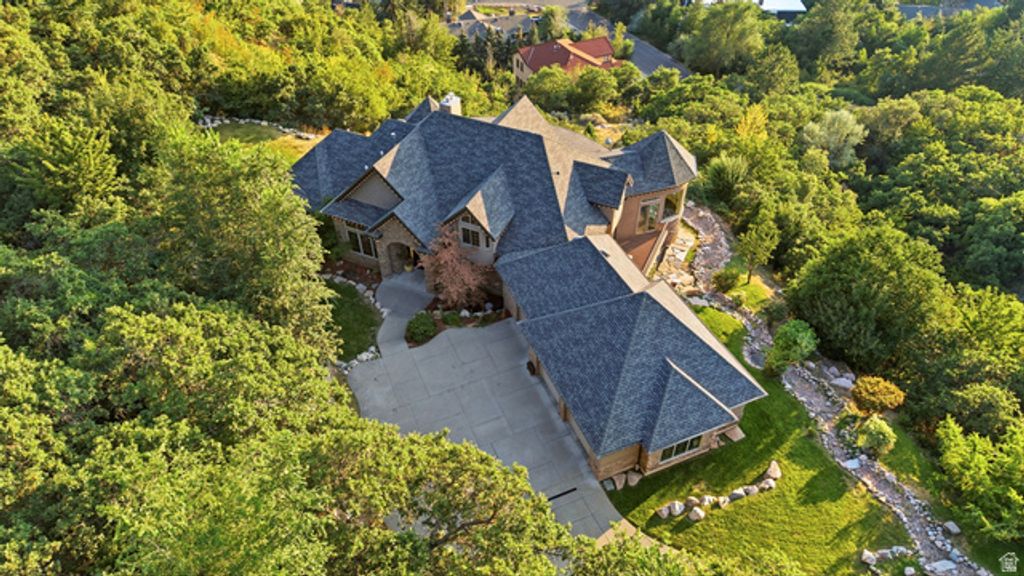 2527 E BONNEVILLE TERRACE DR, Ogden, UT 84403 — photo 3