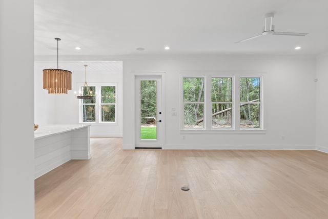 421 Sorrel Way, Niceville, FL 32578