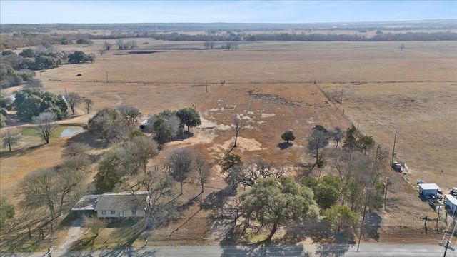 303 Ponderosa RD, Bastrop, TX 78602