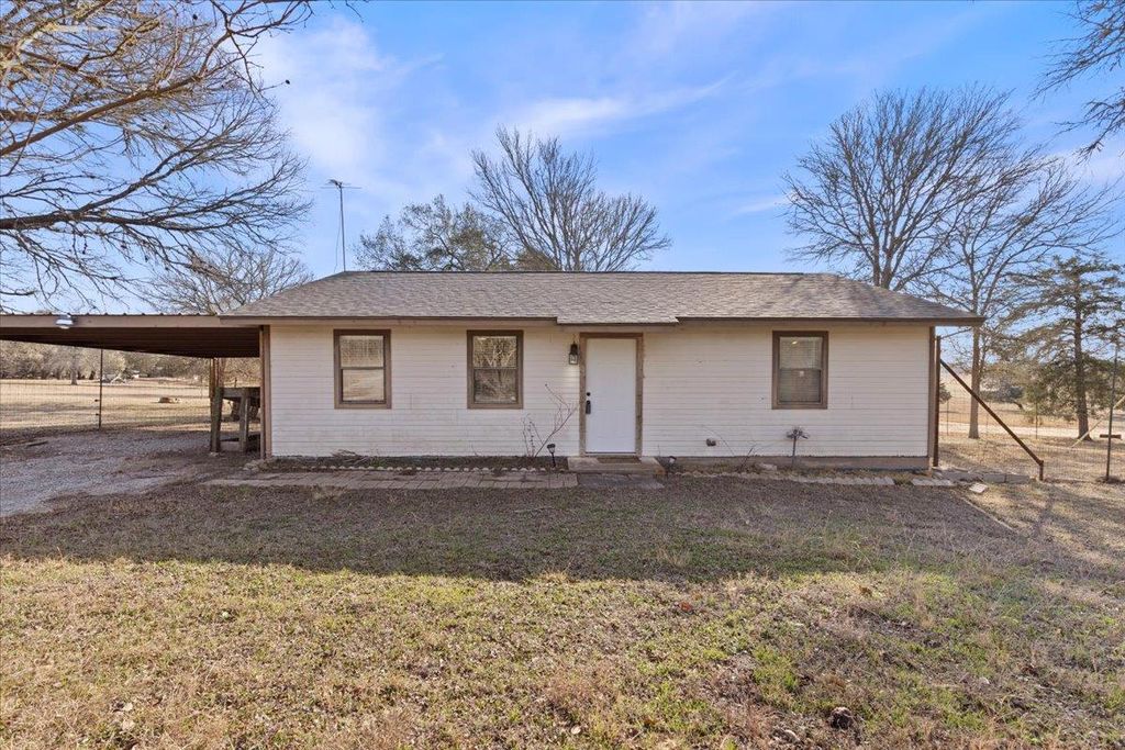 303 Ponderosa RD, Bastrop, TX 78602