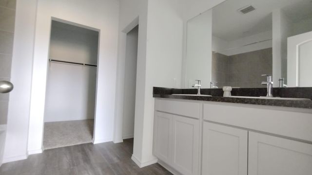 24315 Saddlestone Green Dr, Spring, TX 77373