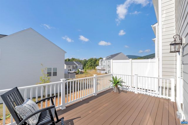3002 RAMBLING BROOK LN, Crozet, VA 22932