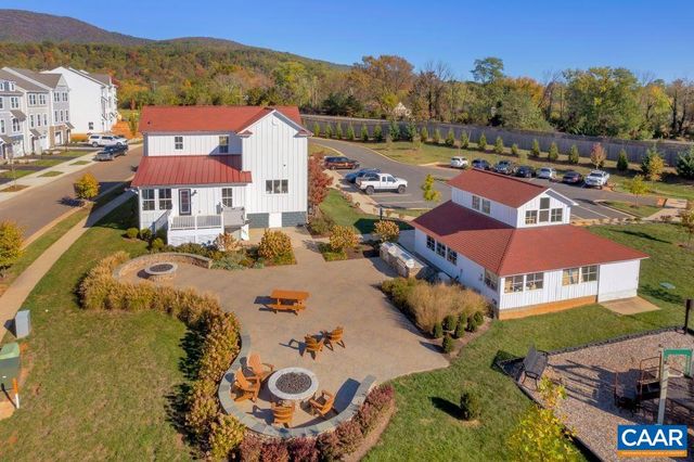 3002 RAMBLING BROOK LN, Crozet, VA 22932