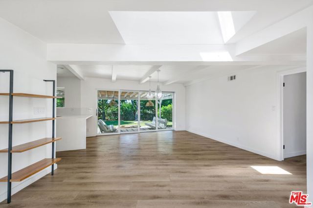 5519 Shenandoah Avenue, Los Angeles, CA 90056