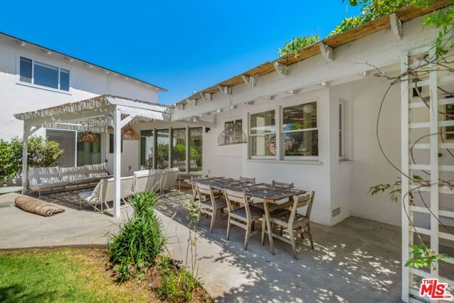 5519 Shenandoah Avenue, Los Angeles, CA 90056