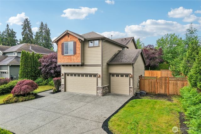 17280 NE 120th Way, Redmond, WA 98052