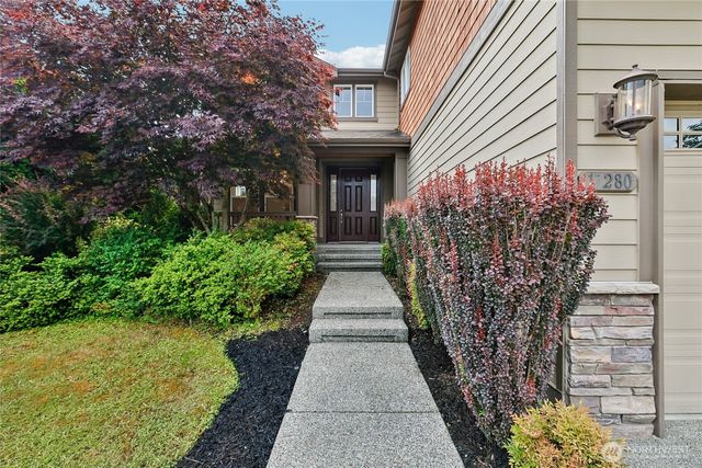17280 NE 120th Way, Redmond, WA 98052