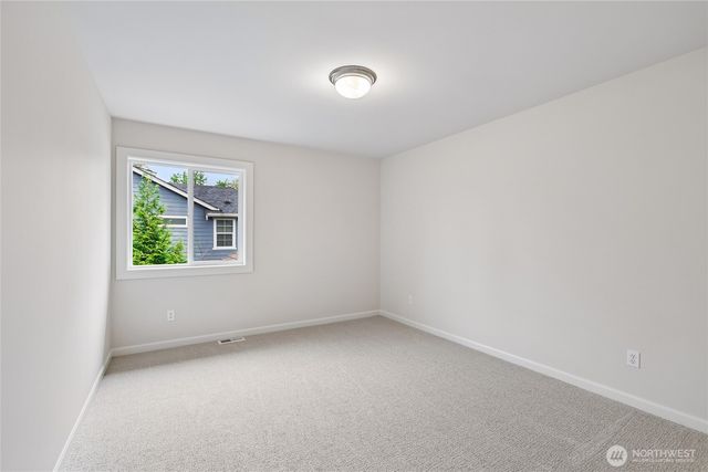 17280 NE 120th Way, Redmond, WA 98052