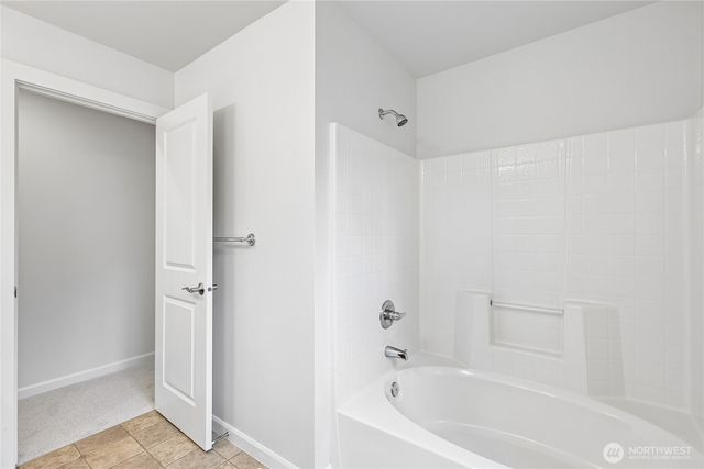 17280 NE 120th Way, Redmond, WA 98052