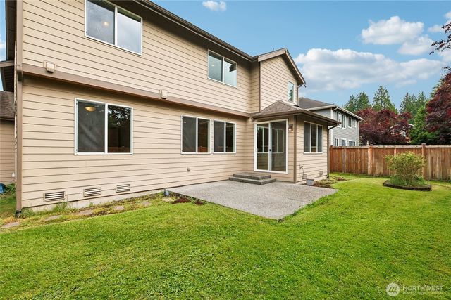 17280 NE 120th Way, Redmond, WA 98052