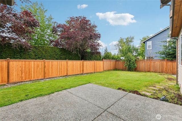 17280 NE 120th Way, Redmond, WA 98052