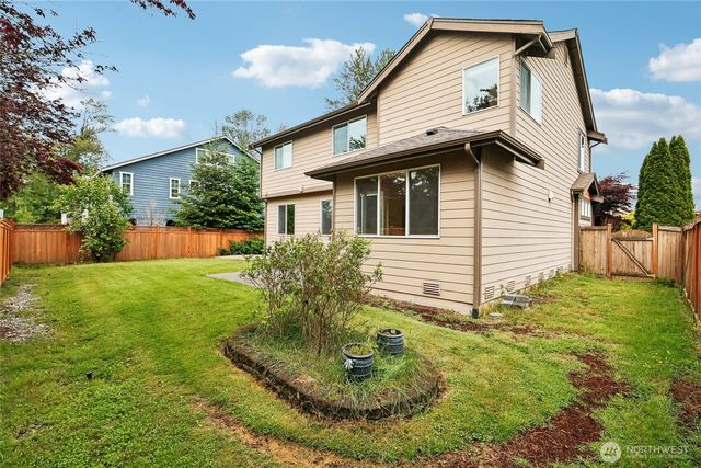 17280 NE 120th Way, Redmond, WA 98052