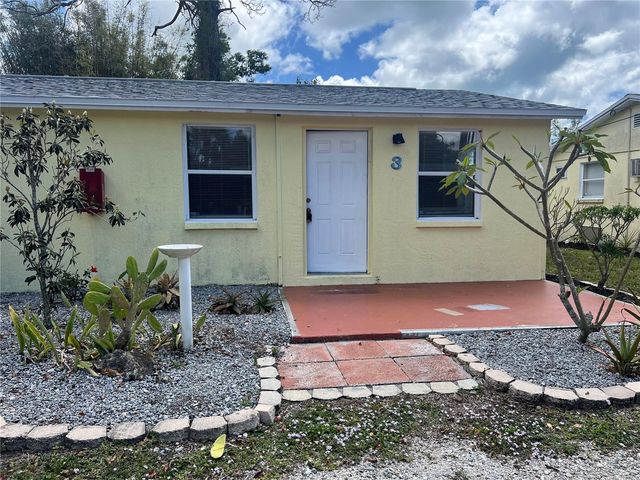 255 PINEAPPLE STREET 3, Englewood, FL 34223