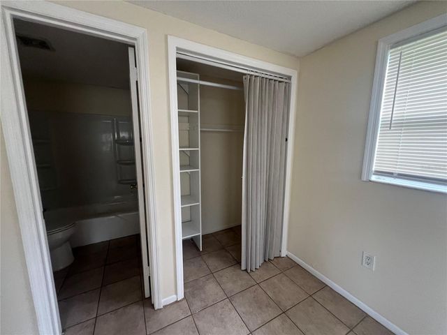 255 PINEAPPLE STREET 3, Englewood, FL 34223