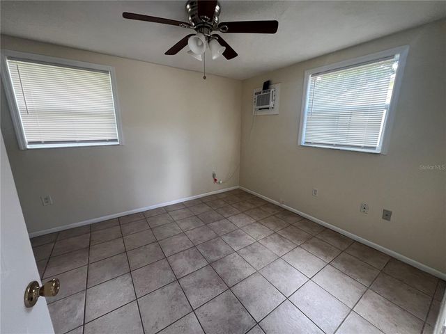 255 PINEAPPLE STREET 3, Englewood, FL 34223