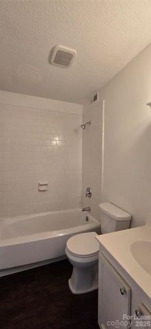 3001 Heathstead Place D, Charlotte, NC 28210