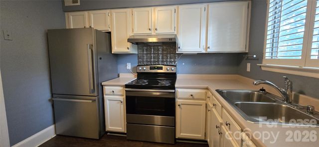3001 Heathstead Place D, Charlotte, NC 28210