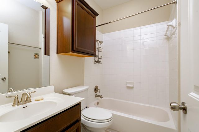 13400 Briarwick DR 802, Austin, TX 78729