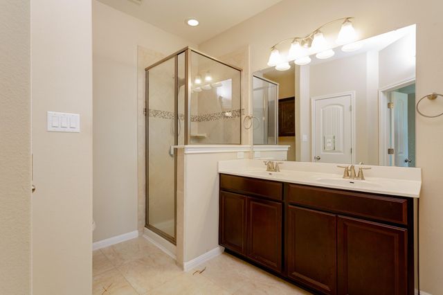 13400 Briarwick DR 802, Austin, TX 78729