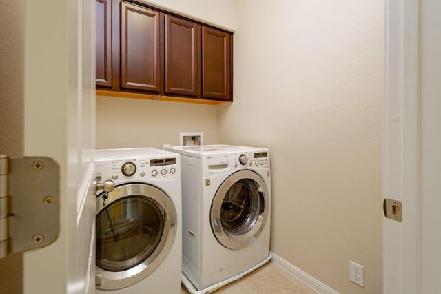 13400 Briarwick DR 802, Austin, TX 78729