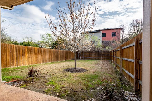 13400 Briarwick DR 802, Austin, TX 78729