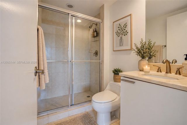 15051 Royal Oaks Ln 503, North Miami, FL 33181