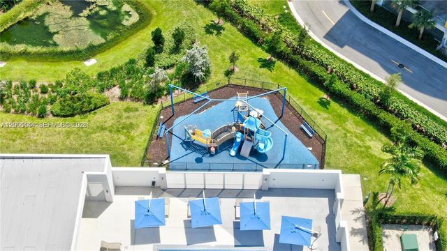 15051 Royal Oaks Ln 503, North Miami, FL 33181