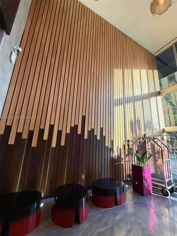 151 SE 1st St 1004, Miami, FL 33131