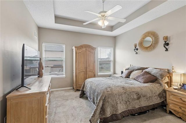 13735 Grove Avenue, Bonner Springs, KS 66012