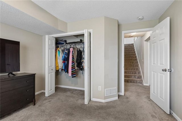 13735 Grove Avenue, Bonner Springs, KS 66012