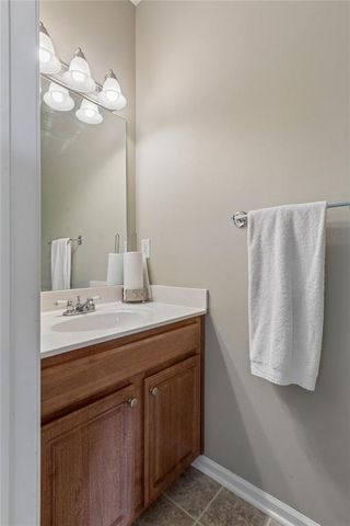 13735 Grove Avenue, Bonner Springs, KS 66012