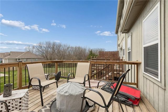 13735 Grove Avenue, Bonner Springs, KS 66012