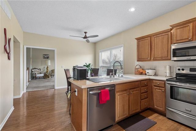 13735 Grove Avenue, Bonner Springs, KS 66012