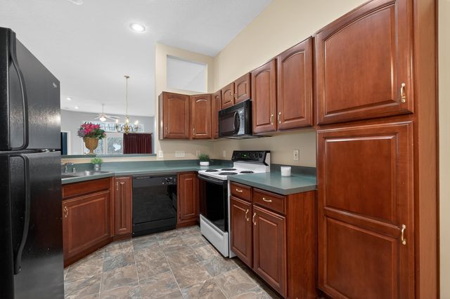 1434 Taramore Drive, Florence, KY 41042