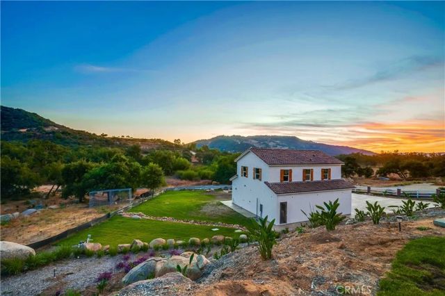 18124 Viejo, Murrieta, CA 92562