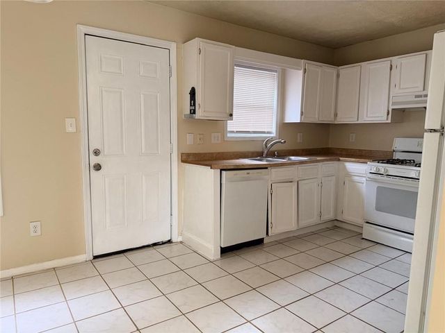 61 Caboose Court, Lawrenceville, GA 30044