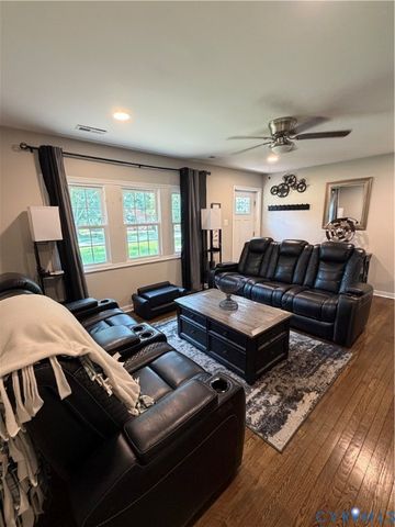 6115 Strathcona St, Chesterfield, VA 23234
