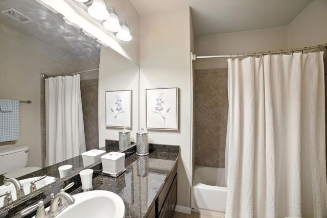 107 Tylee CIR, Bastrop, TX 78602