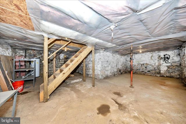 610 RINGGOLD STREET, Waynesboro, PA 17268