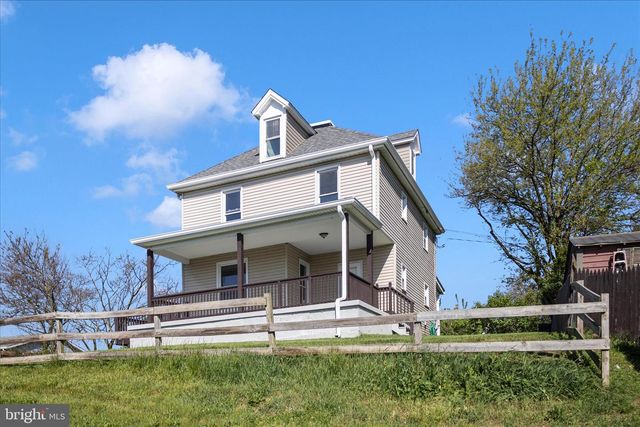 610 RINGGOLD STREET, Waynesboro, PA 17268