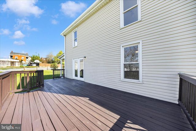610 RINGGOLD STREET, Waynesboro, PA 17268