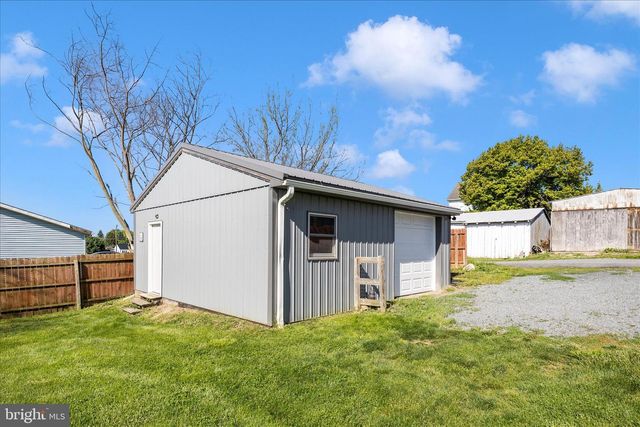 610 RINGGOLD STREET, Waynesboro, PA 17268