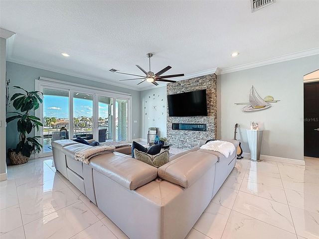 5142 WESTSHORE DRIVE, New Port Richey, FL 34652