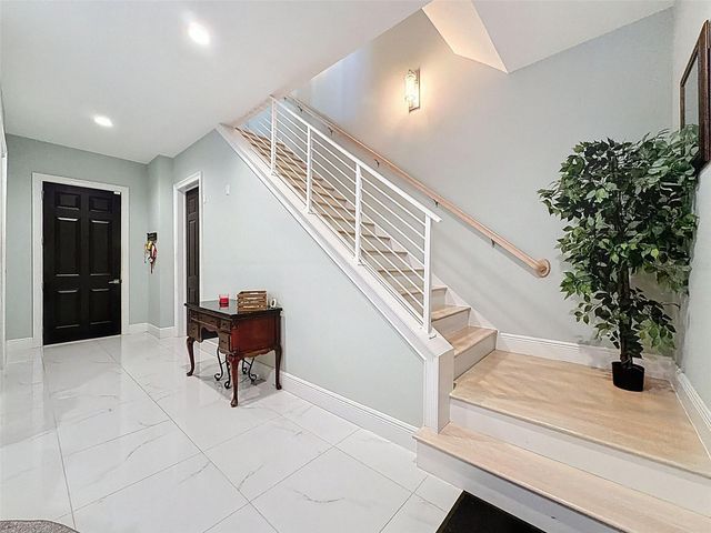 5142 WESTSHORE DRIVE, New Port Richey, FL 34652