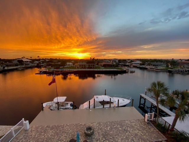 5142 WESTSHORE DRIVE, New Port Richey, FL 34652